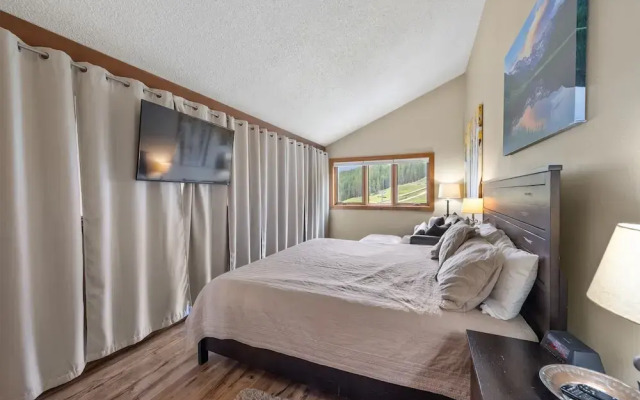 Fp300 Foxpine Inn 2 Bedroom Condo