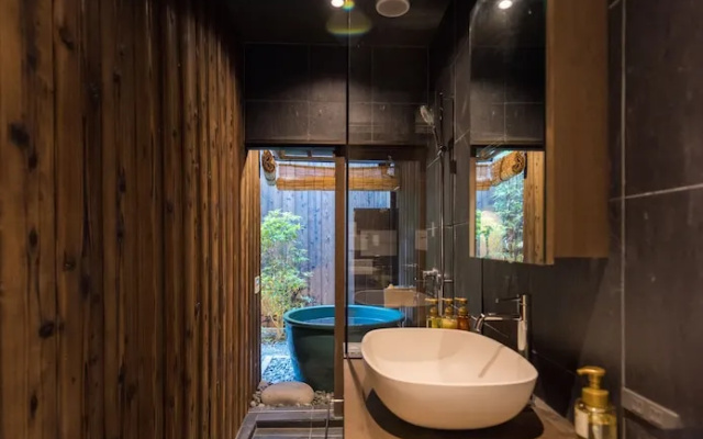 Guesthouse-Hana・ Bamboo House