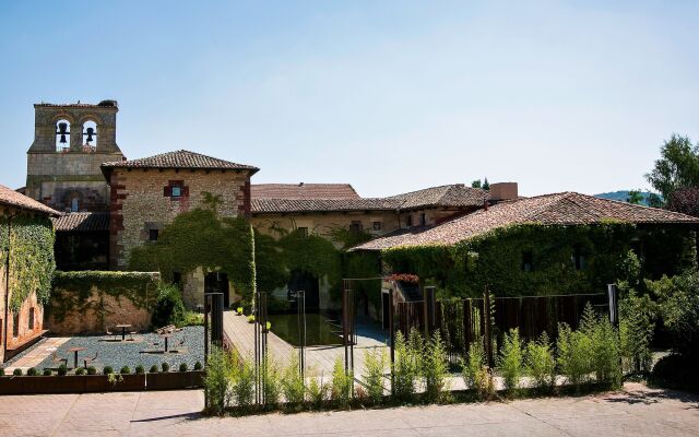 Hotel El Convento de Mave вид на фасад