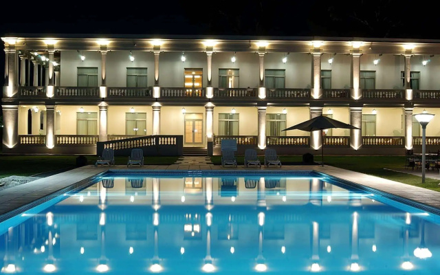 Howard Johnson Sierras Hotel And Casino