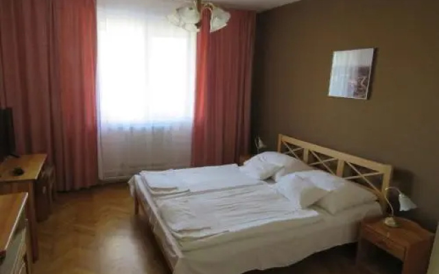 Thermal Hotel