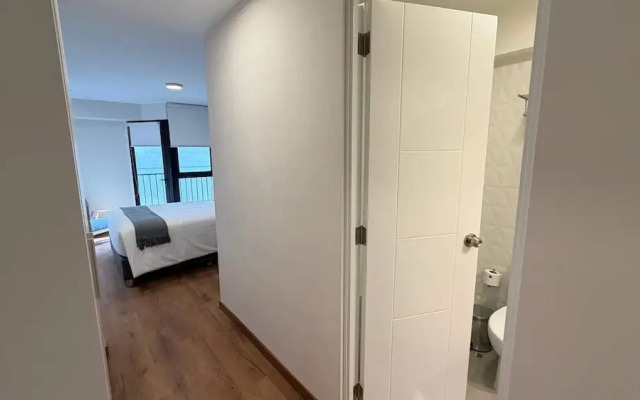 w Amazing and Cozy 2BR w Balcony in Miraflores