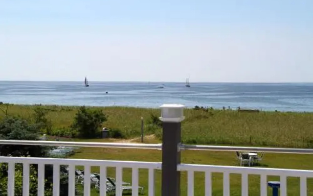 The Seaside Inn