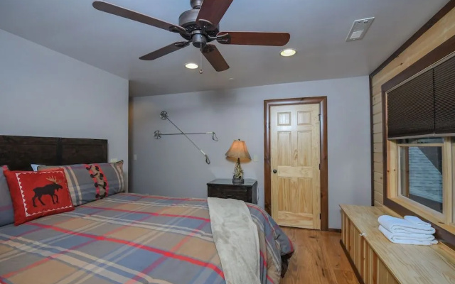 Hemlock Hideaway