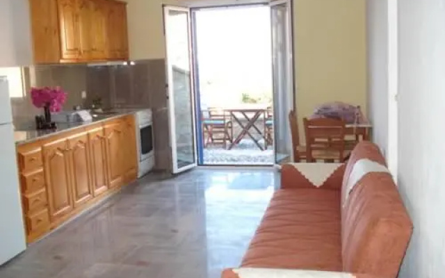 Karterados Beach Apartments