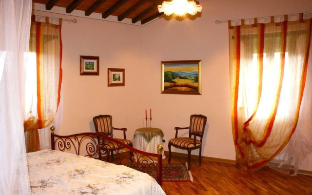 Wonderful private villa with private pool, A/C, WIFI, TV, pets allowed and parking, close to Are...
