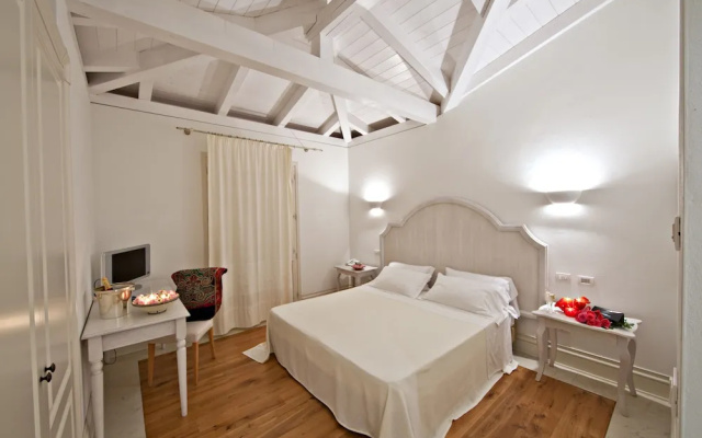 Tarthesh Hotel