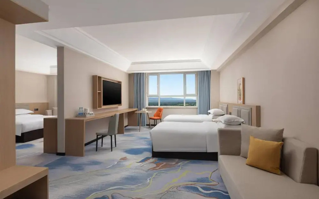Days Hotel By Wyndham Xinyuan Nalati Airport