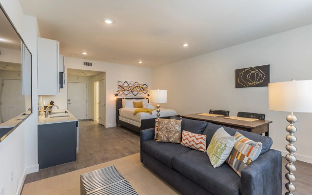 Pine Suite - 309