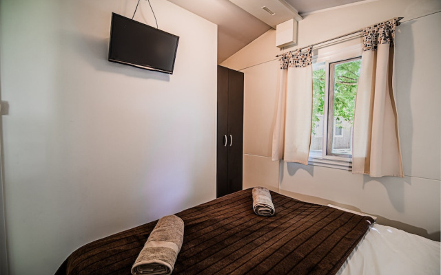 Waterside Retreat Mobile Homes With Thermal Riviera Tickets
