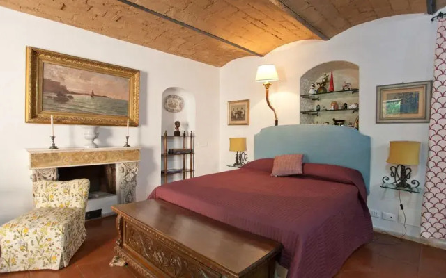 Rental in Rome Arco Ciambella Loft