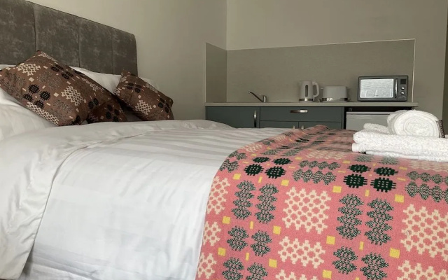 Traeth Rooms