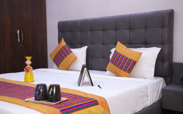 Fortune Home Service Apartment 1Bhk,L-36B, Saket