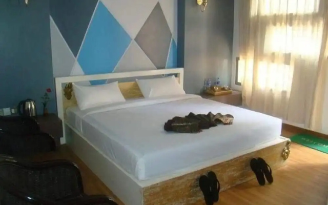 Kalaw Junction Rose Hotel