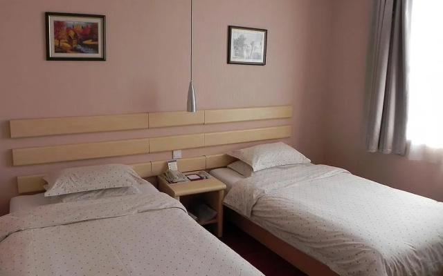 Hanting Hotel (Jinan Quancheng Plaza Chaoshan Stre