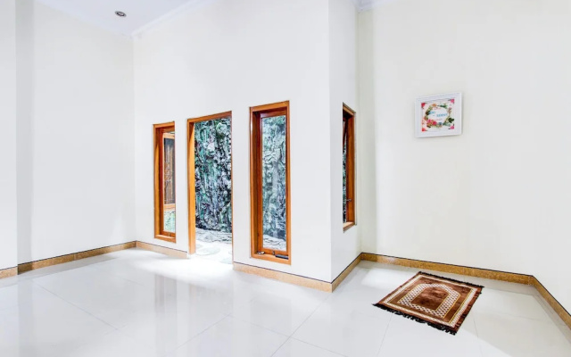 Hotel O Homestay Putra Syariah