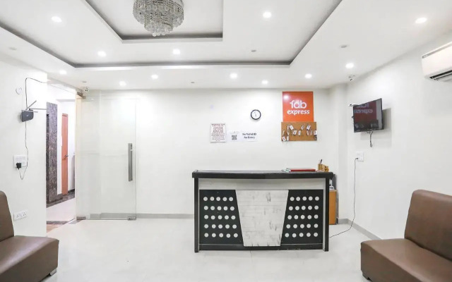 FabHotel Royal Stay I