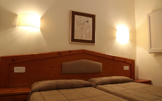 Apartamentos Aromar