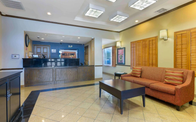 Extended Stay America - Phoenix - Chandler - E. Chandler Blvd.