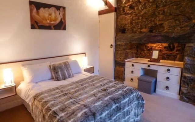 Hunting Lodge
