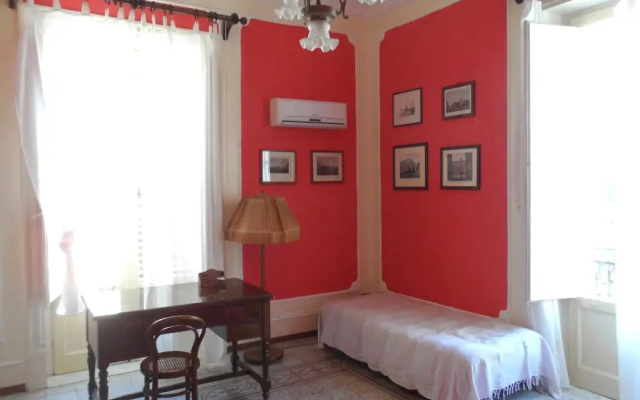 Casa Carlotta