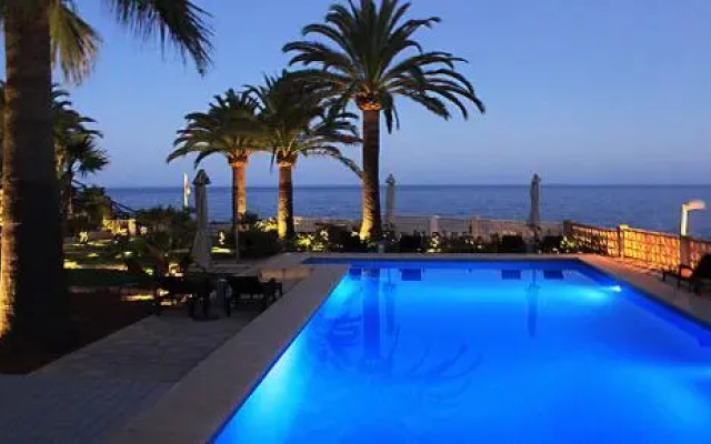Casa Marina Suites
