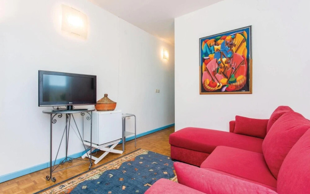 Amazing Home in Malinska With Wifi and 6 Bedrooms