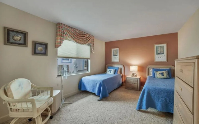 Lamplighter Ct Home