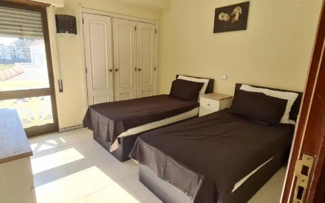 401 - 2 bedroomed Apartment - Oura - Sea View