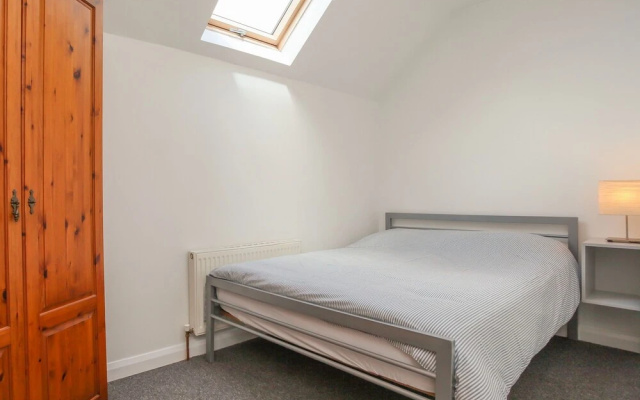 Belfast Budget Maldon Court 20