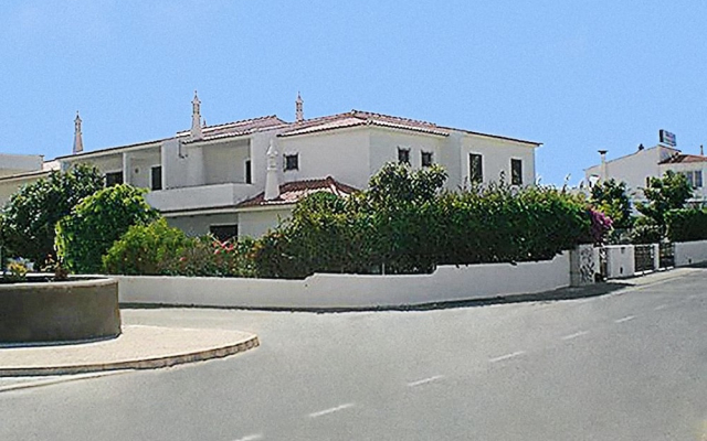 Cheerfulway Oura Village