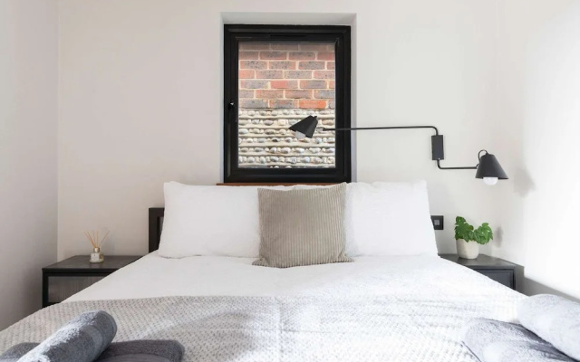Modern 2-bed Cabin Near West Wittering Beach