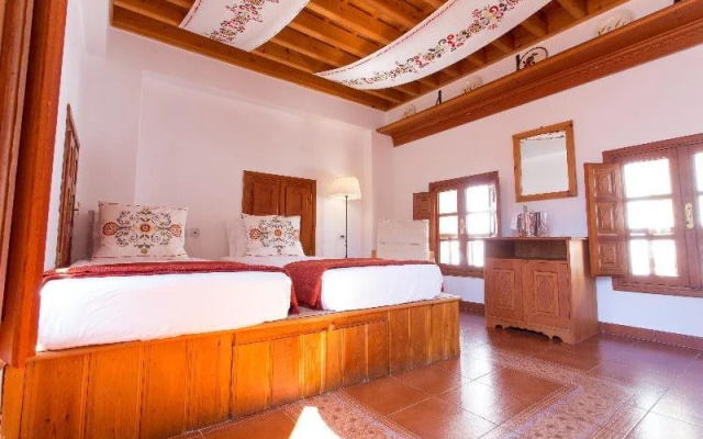Villa Evangelia