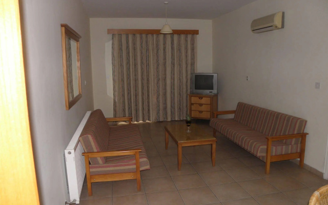 Valana Apartments