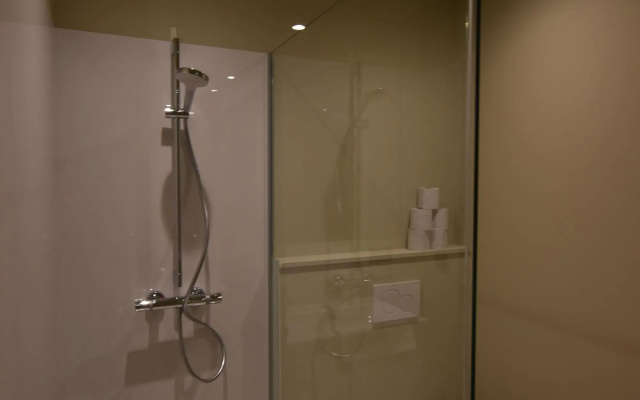 Luxurious Apartment in Nieuwpoort with Hot Tub