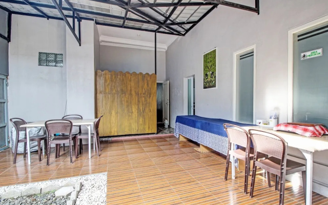 Capital O 92250 Hall & Guesthouse Kowapi Syariah