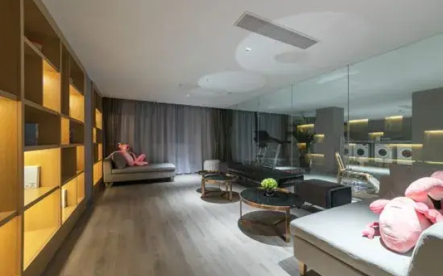 Home Inn Plus- Wuhan Hankou Railway Station Fanhai Branch