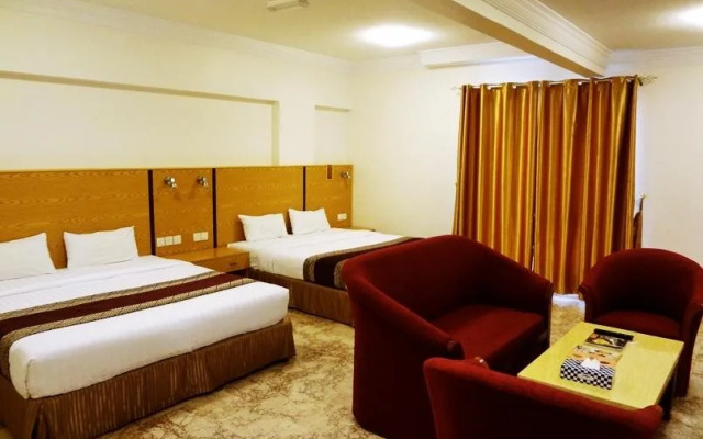 OYO 132 Al Reef Hotel