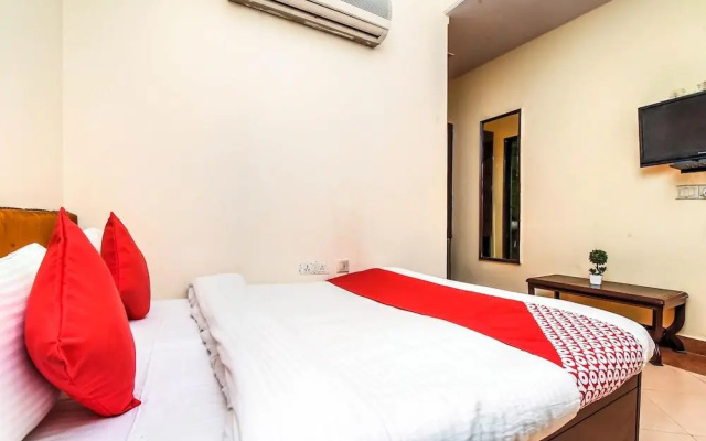 Hotel Ambica Deluxe