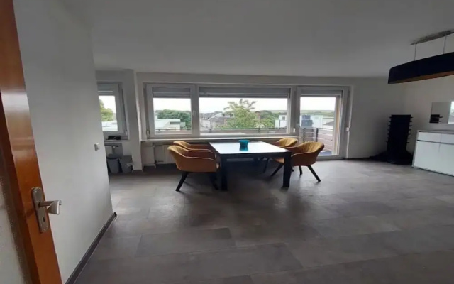 Modern Apartment With Balcony