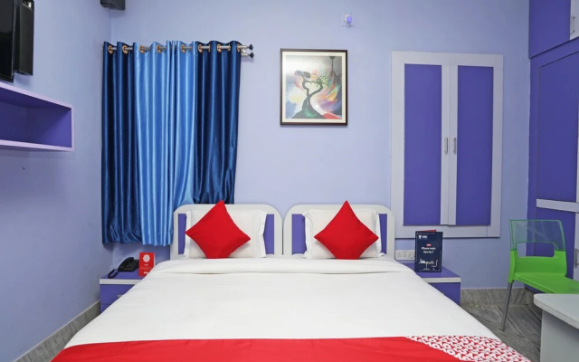 OYO 13092 Comfort Inn