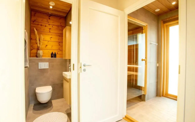 Riverside luxury suites