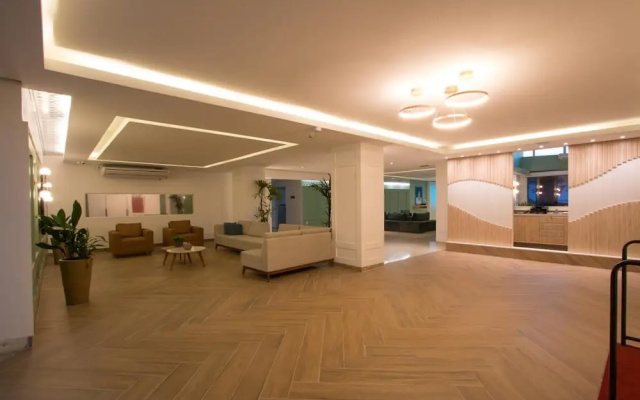 Golden Ville Hotel