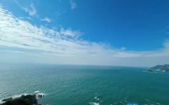 Xunmei Holiday Hotel