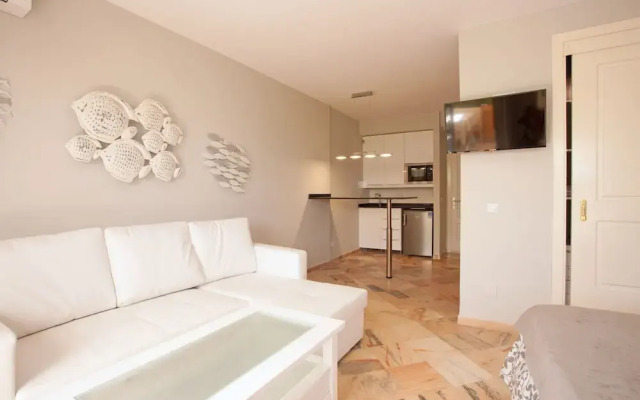 Studio in Marbella Beachfront With Pool