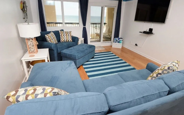 Pinnacle Port B2-308