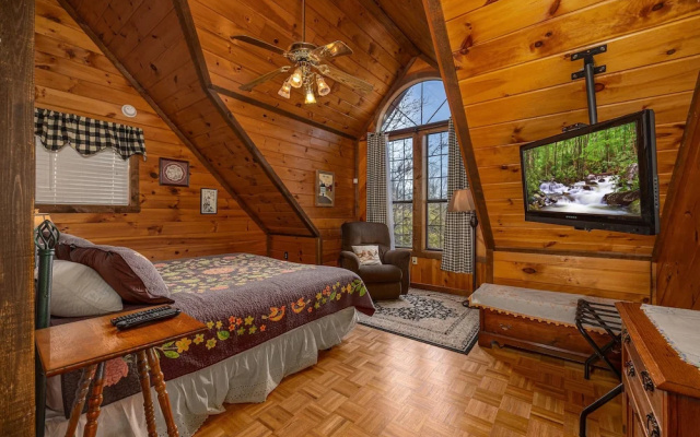 Windsong 2 Br cabin by RedAwning