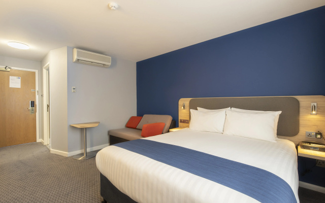 Holiday Inn Express Poole by IHG