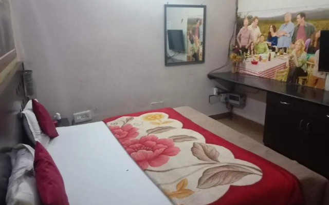 Yash Guest House