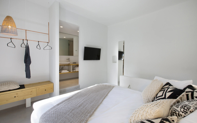 Dreambox Mykonos Suites and Mini Villas